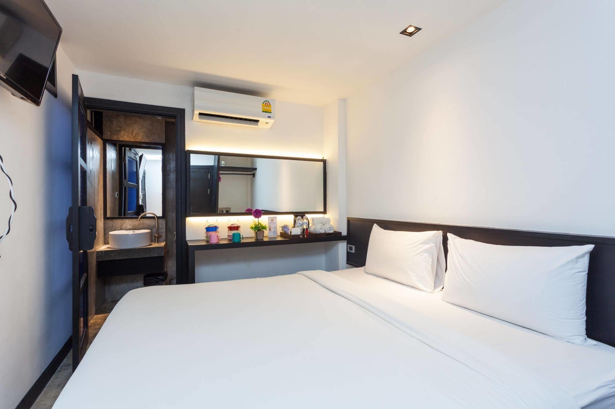 Islanda Boutique Hotel Patong Экстерьер фото
